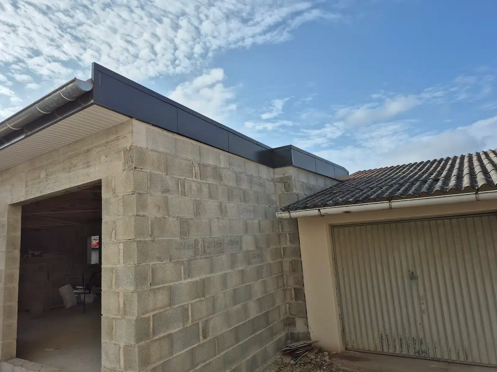 charpente traditionnel en penetration dans une charpente typ fermette sur maison neuve (4)